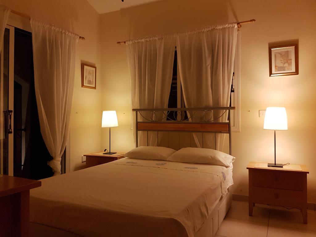 Villa Charlotte Protaras Ngoại thất bức ảnh